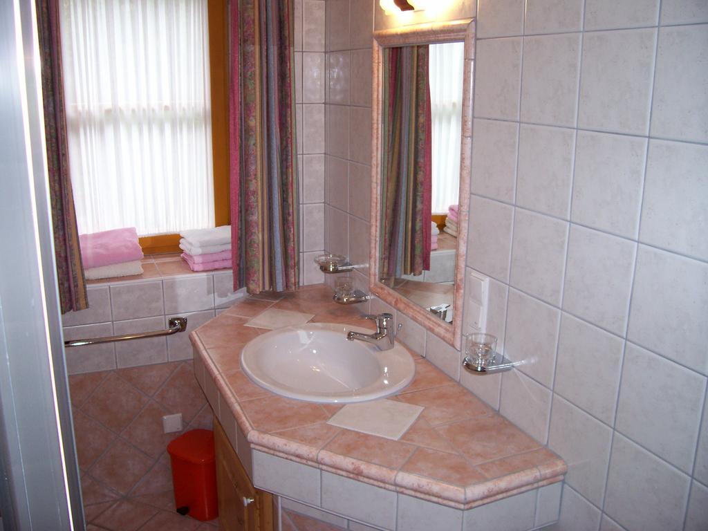 Haus Ramsauer Apartman Werfenweng Szoba fotó